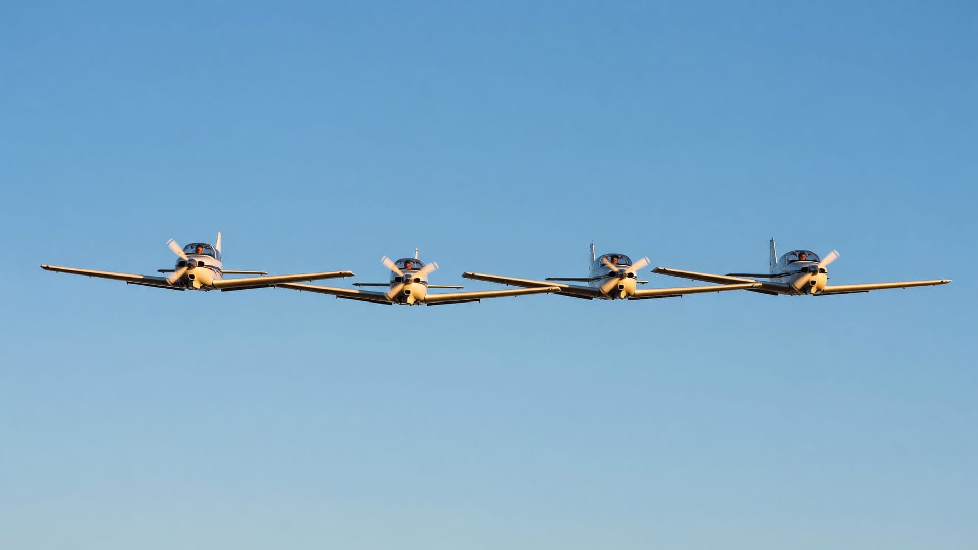 General aviation aircraft flying in formation